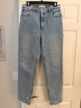 Abercrombie & Fitch Light Blue 90s Straight Ultra High Rise Jeans